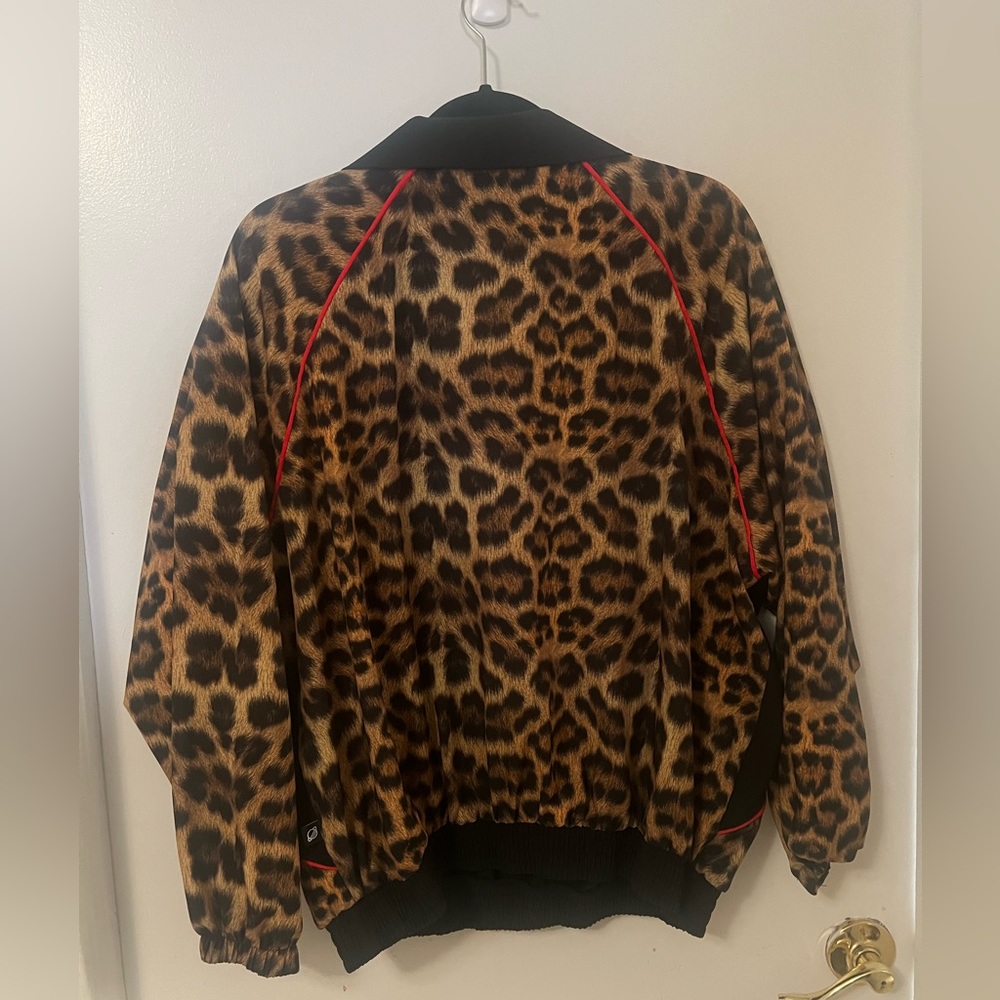 Terez Leopard print pull-over - Picture 3 of 5